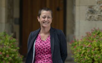 Lynn Thomas_Landscape_Smiling (1) (1)